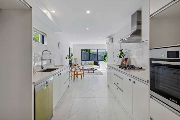 10a Woodall Place Totara Vale_7