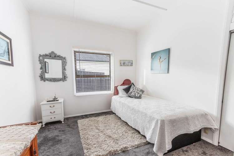 18 Godwin Cres College Estate_15