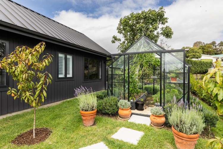 58 Breadalbane Avenue Havelock North_31