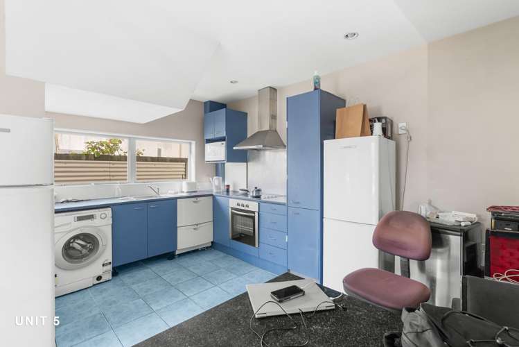 9 Hands Road Middleton_13