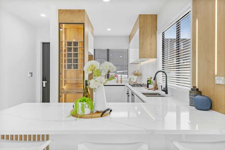 4 Sagitta Drive Flat Bush_12