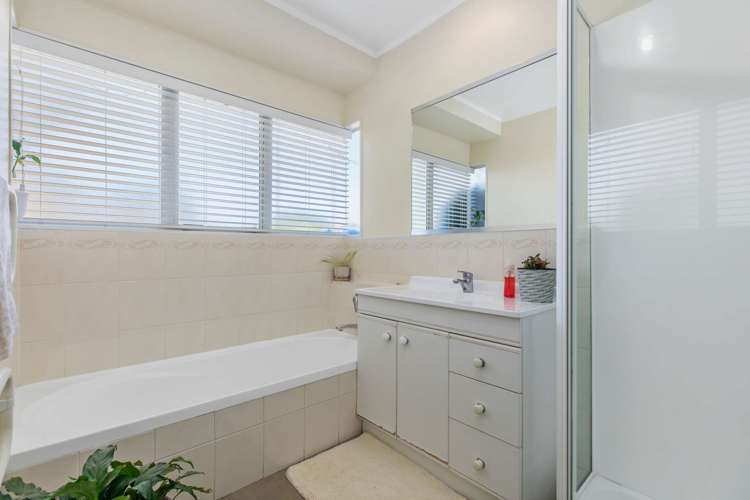 4 Beach Road Takanini_11