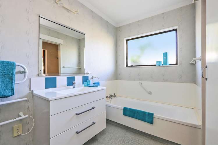 4/3 Elbourne Street Taradale_13