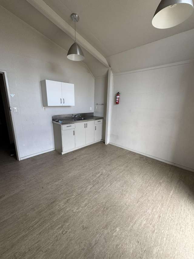 119 Stoneycroft Street Camberley_3