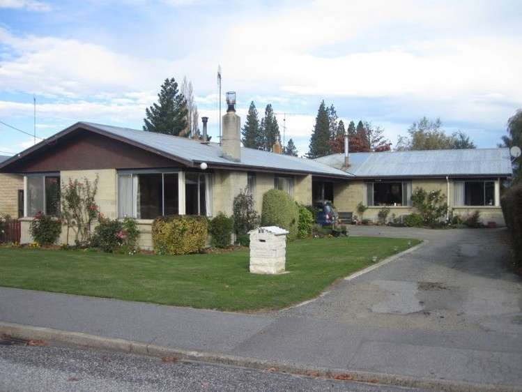 20 Knowles Crescent Ranfurly_0