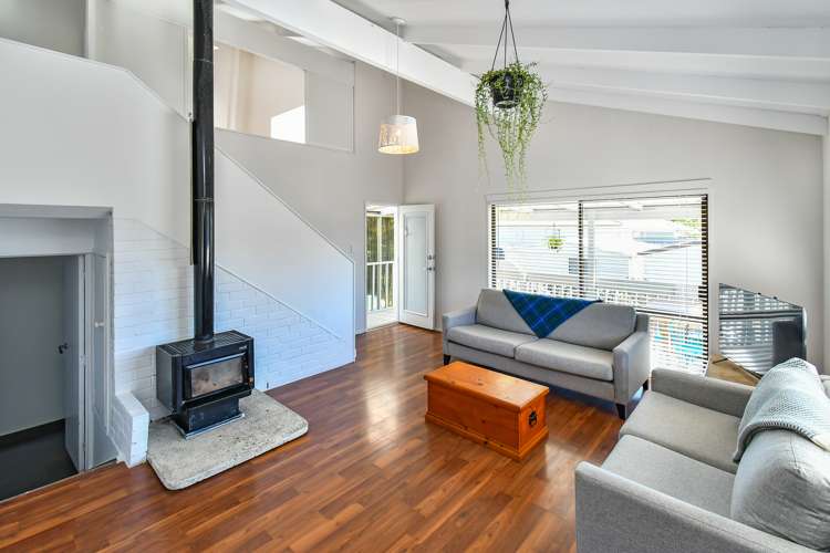 13 Chantal Place Red Hill_3