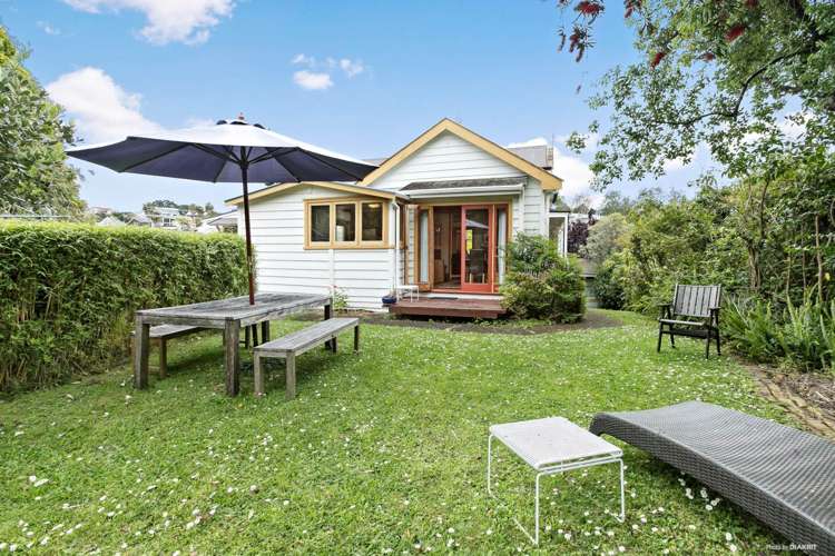 36 The Parade Saint Heliers_12