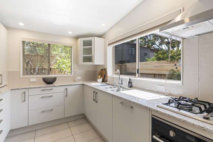 10/34 Waipuia Place Greenhithe_5