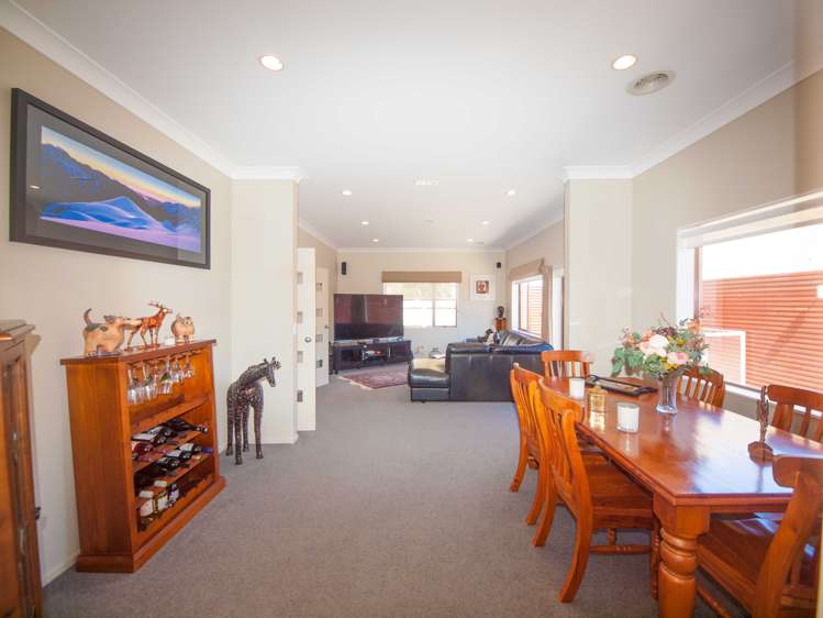 43 Erlestoke Crescent Churton Park_6