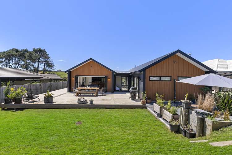 43 Kahawairahi Drive Beachlands_41