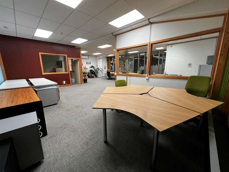 U229/21. Level 1 Left Bank Te Aro_12