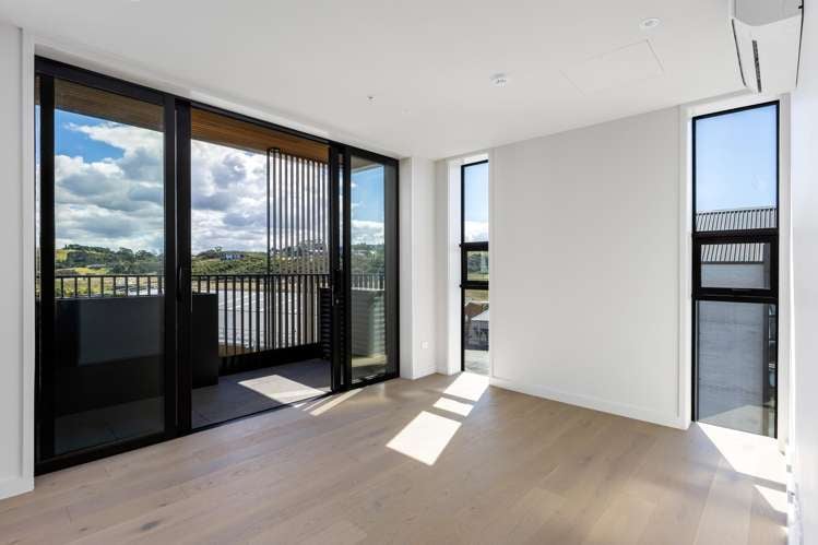 301/84C Te Oneroa Way Long Bay_6
