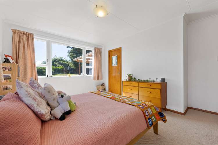 18 Tawa Street Hilltop_9