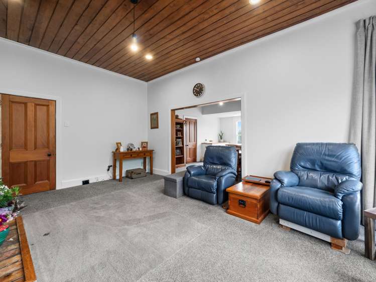 9 Alford Forest Road Allenton_7