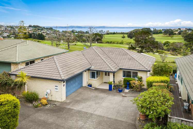 7 Tiller Court Gulf Harbour_1