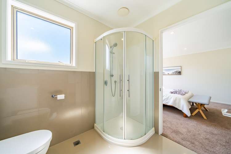 5 Latimer Way Petone_14