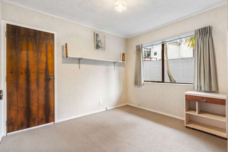 2/2a Takapu Street Henderson_10