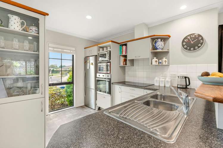 74/11 Manuka Street_4