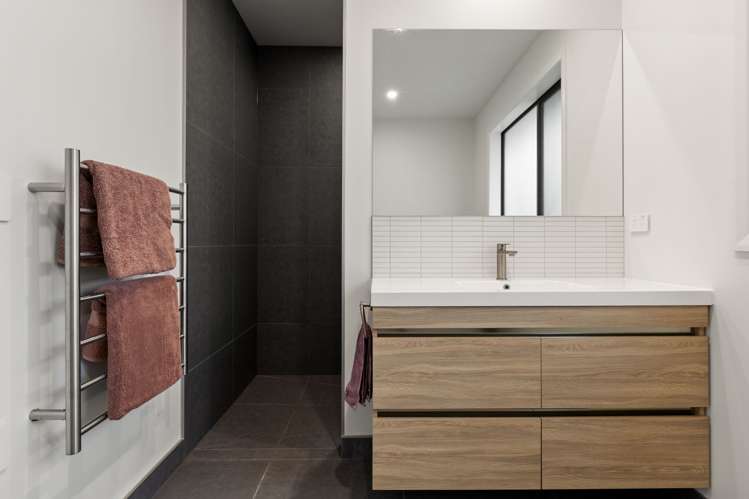 1/48 Livingstone Road Ngahinapouri_29