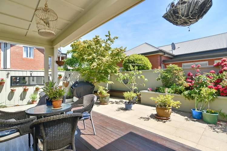 2 Henley Green Northwood_23