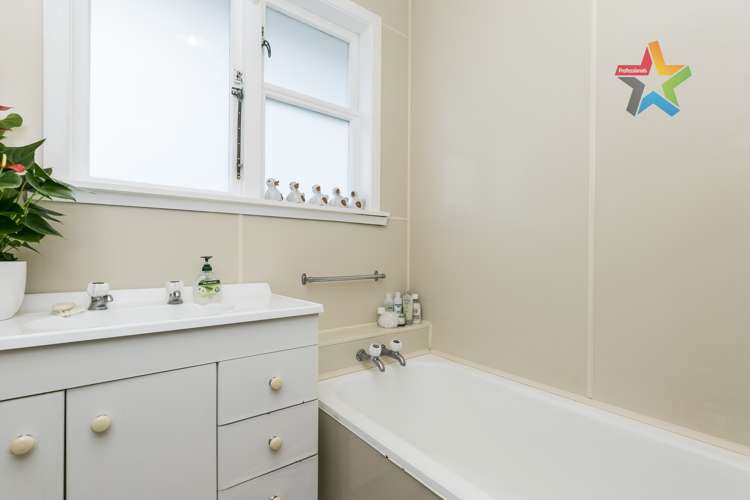 61 Cornford Street Karori_8