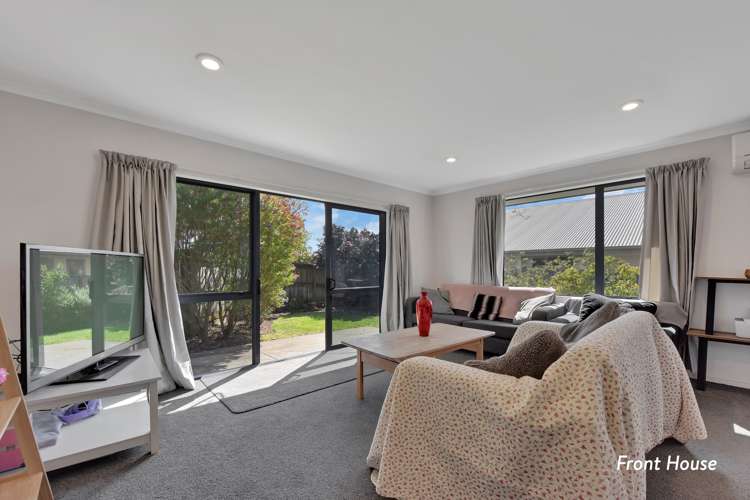 85 Templemore Drive Richmond_6