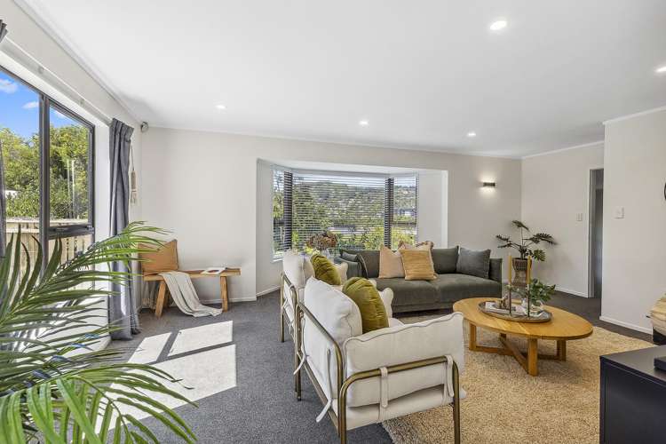 11 Thatcher Crescent Crofton Downs_3