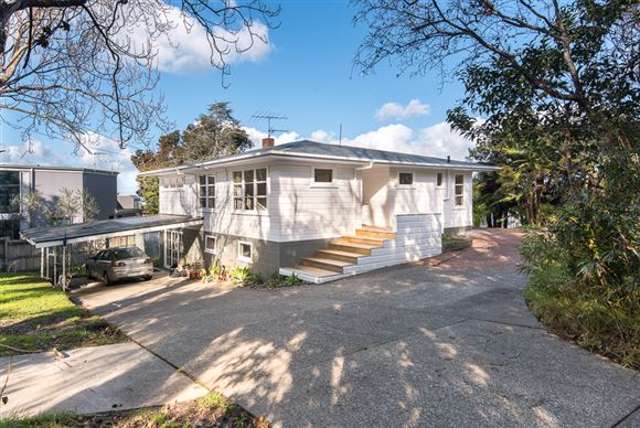 44 Bayview Road Browns Bay_1