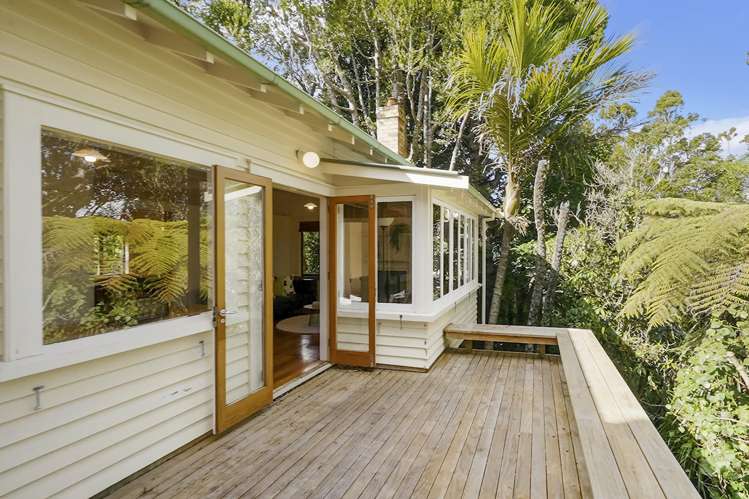 49 Park Road Titirangi_1