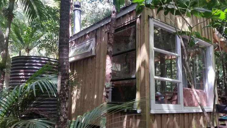 17 Waikarekare Lane Karekare_7