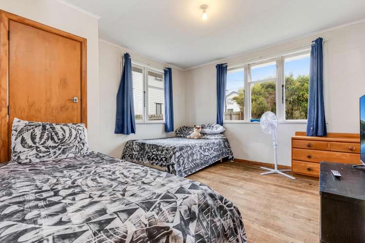 21 Farnborough Crescent Mangere_4