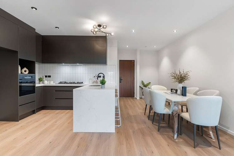 33 karaka village parade Karaka_4