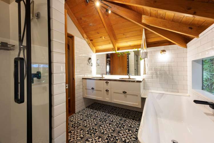 1 Janet Place Laingholm_11