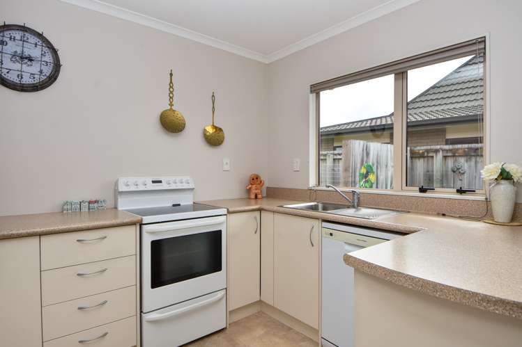 33/55 Armstrong Avenue Carterton_3