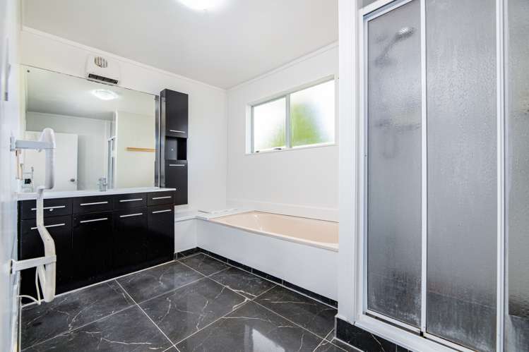 41 Kohekohe Street New Lynn_10