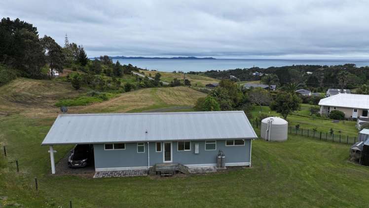 11 Spicer Road Cable Bay_1