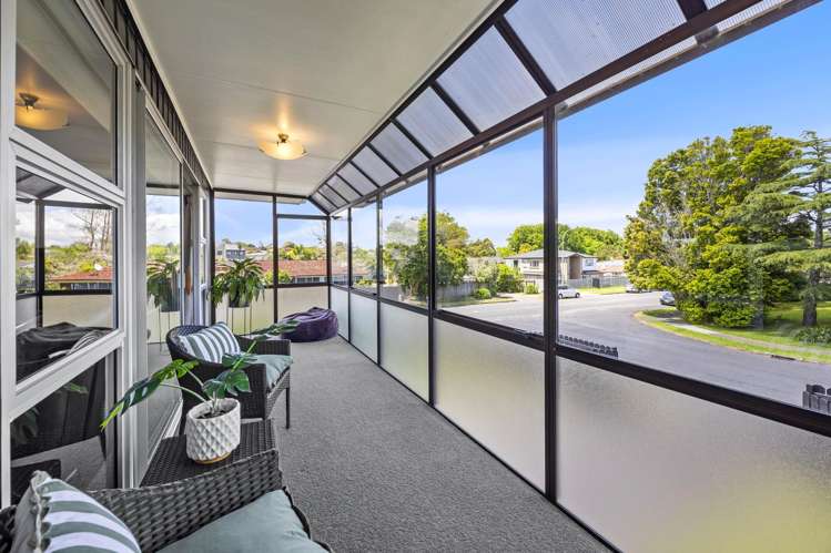 2/54 Luton Avenue Sunnyhills_11