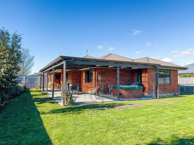 2 Willis Place Renwick_19