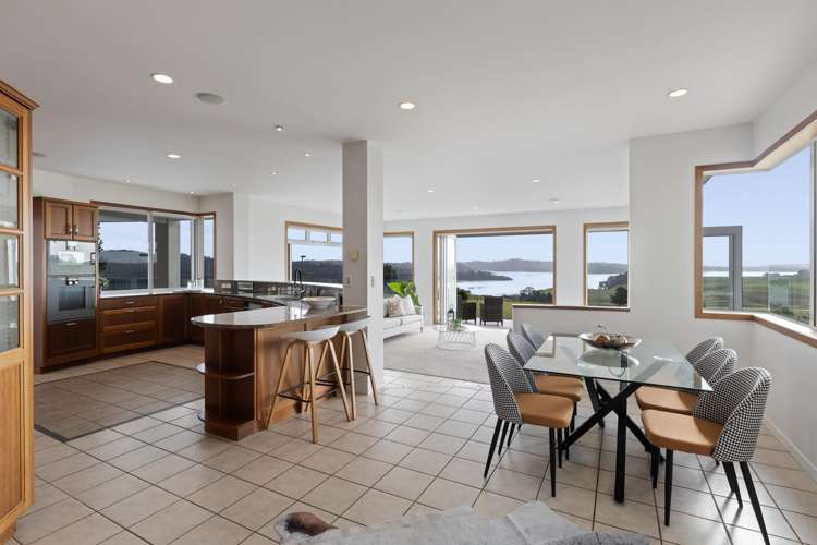 189 Vaughans Road Okura_16