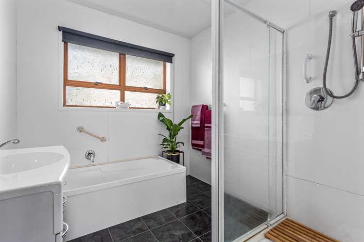 66 Pakeha Street Matata_13