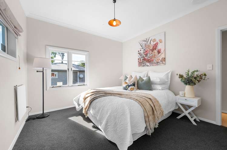 74 Fox Street Hamilton East_14