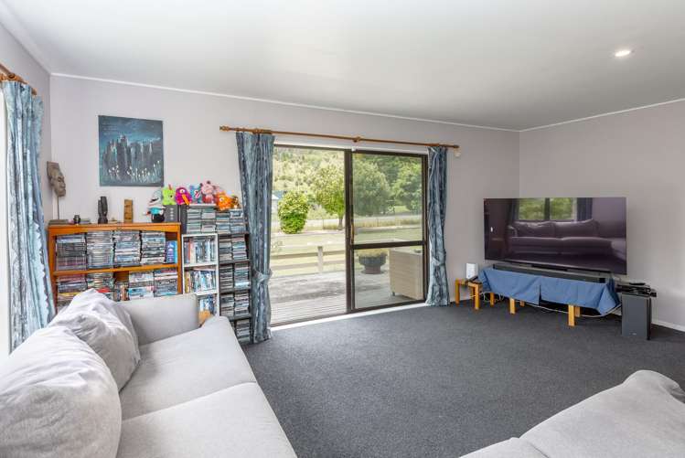 16 McLaughlin Drive Tinui_7