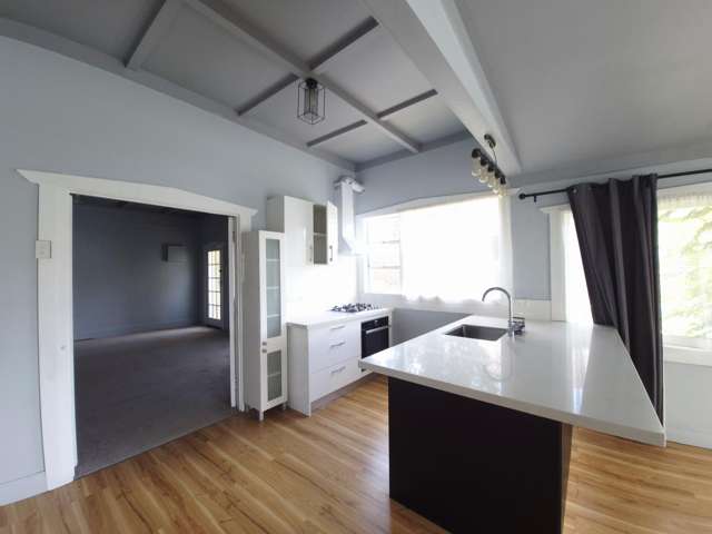 3199 Great North Road New Lynn_4