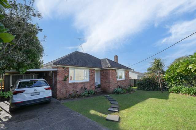 135 Seabrook Avenue New Lynn_1