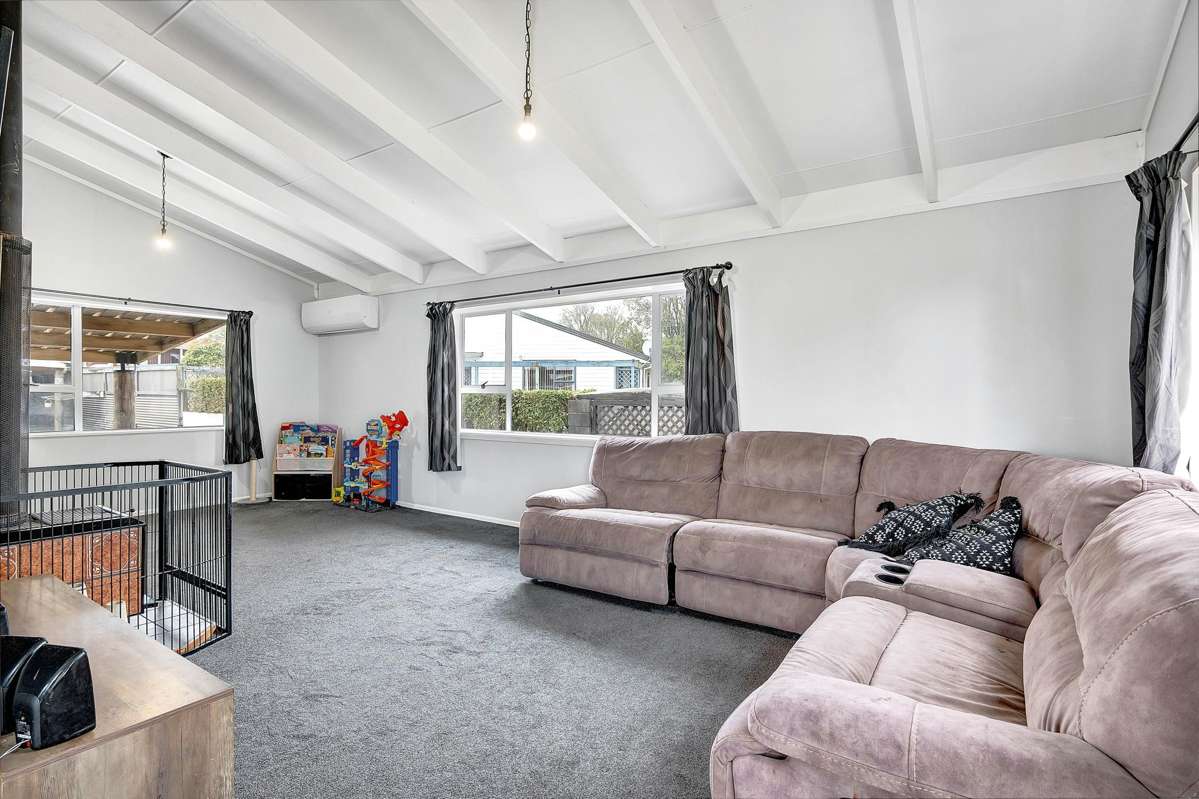 1263 Egmont Road_2