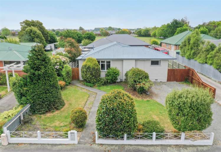 111 Creek Road Allenton_13