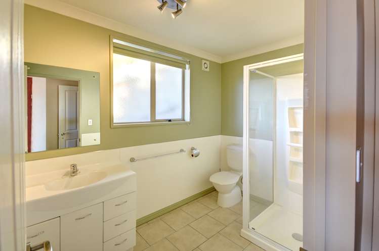 35 Joe Brown Avenue Mosgiel_11