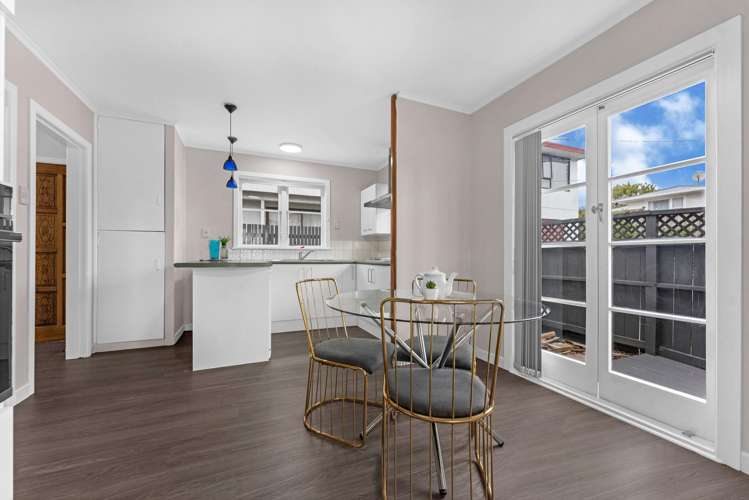 1/22a Holbrook Street Blockhouse Bay_2