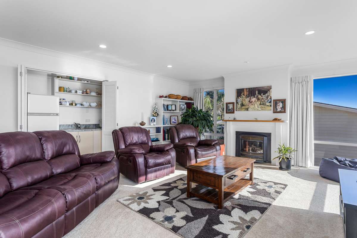 152 & 154 Ocean Road_5