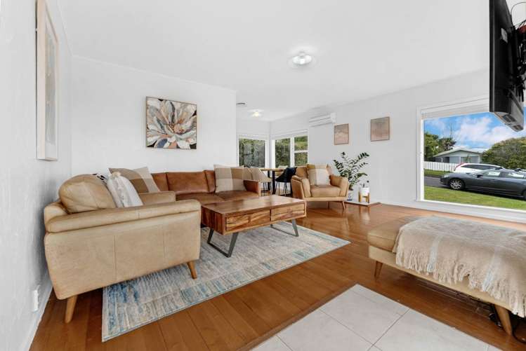 7 Limmer Place Browns Bay_27